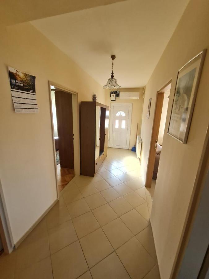 Apartment Sukošan Buitenkant foto
